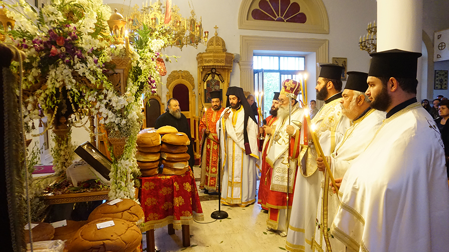 esperinos_agapis_20195